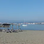 Vista mar. Playa cerca.